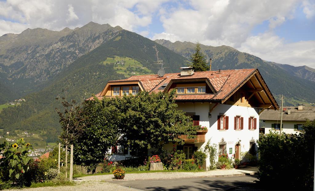 Krebishof Agriturismo Schenna Luaran gambar