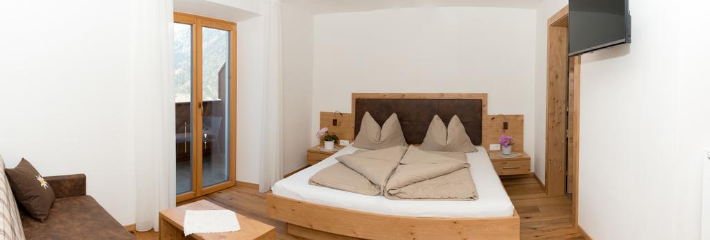 Krebishof Agriturismo Schenna Luaran gambar