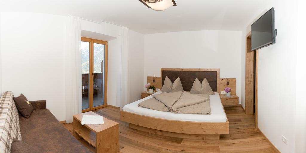 Krebishof Agriturismo Schenna Luaran gambar