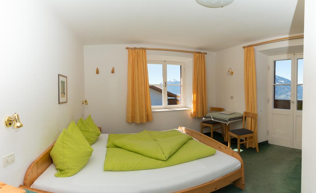 Krebishof Agriturismo Schenna Luaran gambar