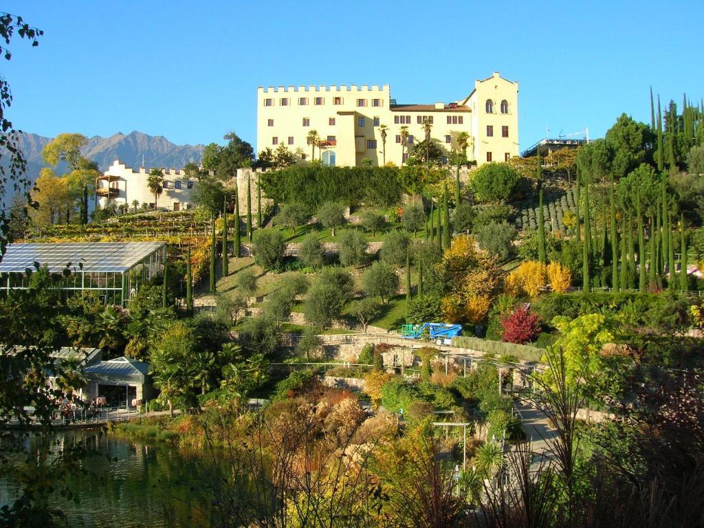Krebishof Agriturismo Schenna Luaran gambar