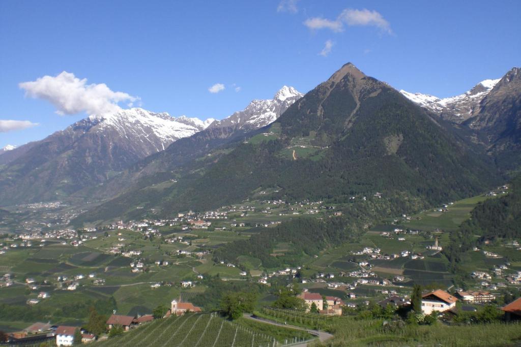 Krebishof Agriturismo Schenna Bilik gambar